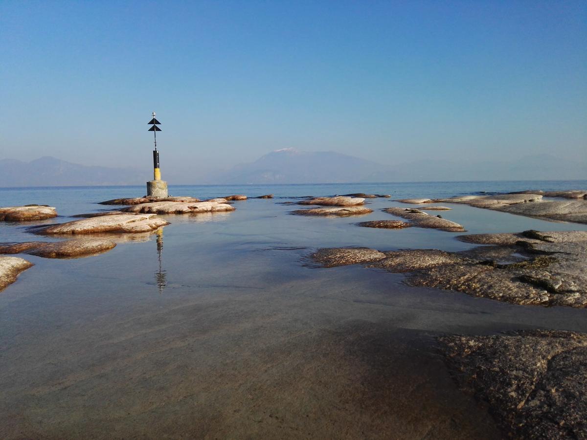 Villa Paradiso Apartment Sirmione Dış mekan fotoğraf
