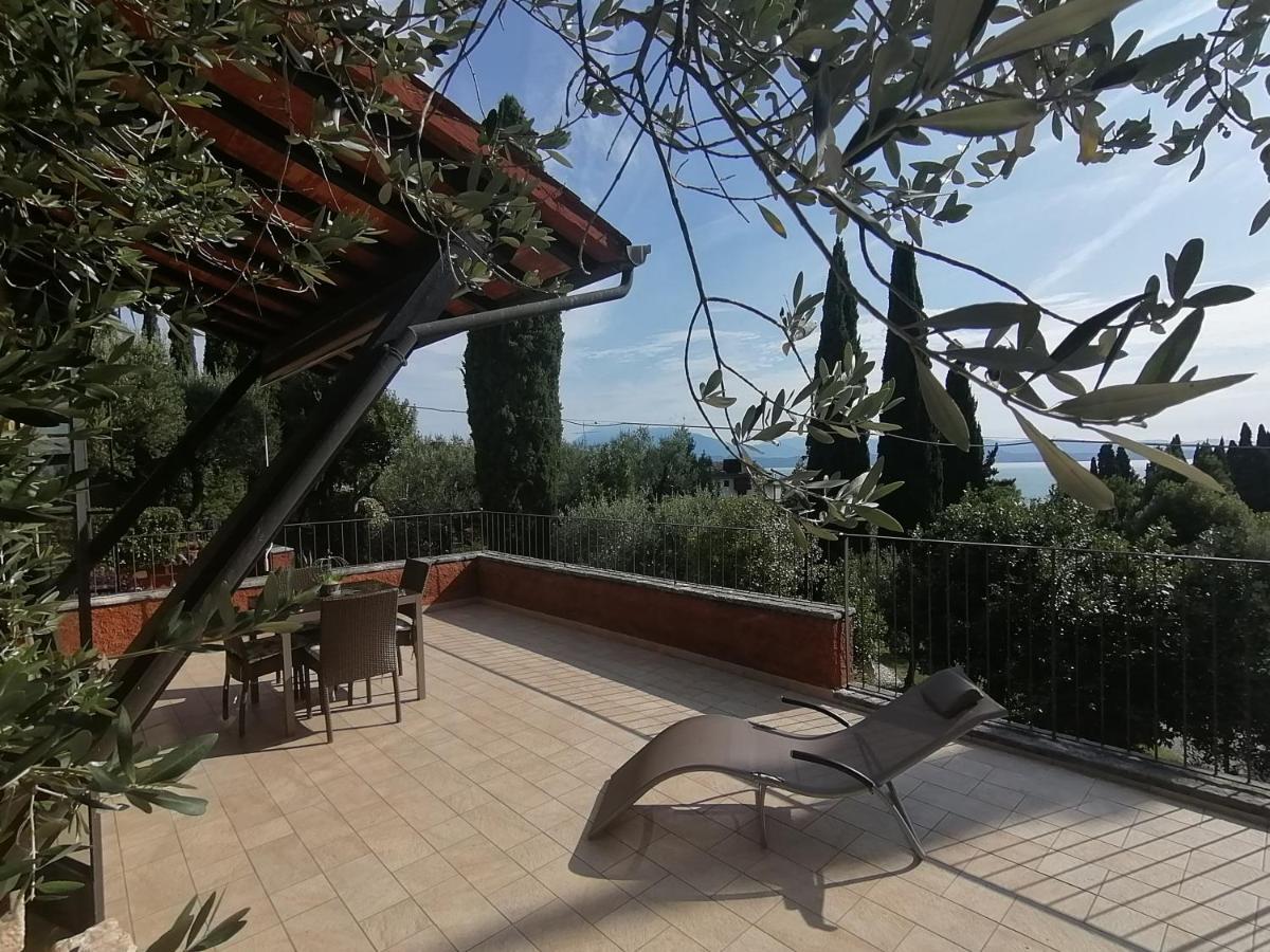 Villa Paradiso Apartment Sirmione Dış mekan fotoğraf